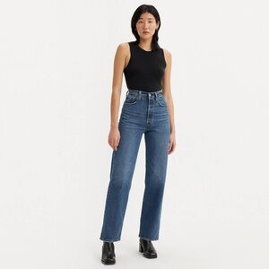 Levi’s Premium Ribcage Straight Jeans
